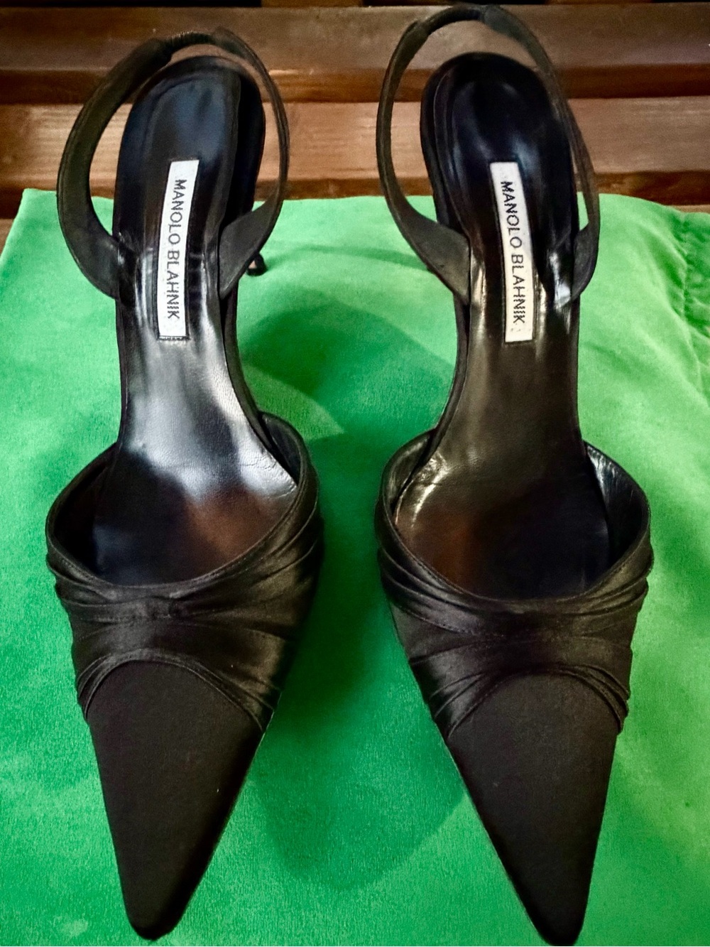 Manolo Blahnik Black Pointed-Toe Draped Slingback Heels sz40